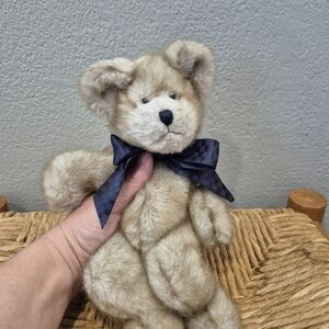 Boyd Bear 1986 Plush Teddy Bear with Navy Bow Beanie